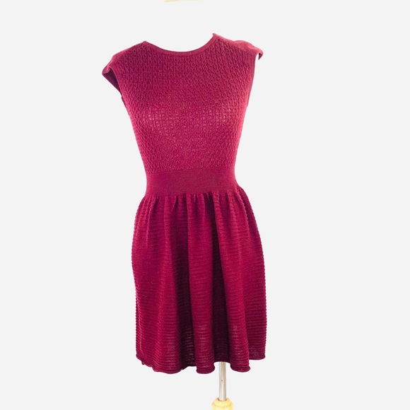 5/48 Saks Fifth Ave Skater Dress Wool Blend Maroon Wine Knit Dress NWOT Small - Picture 3 of 8